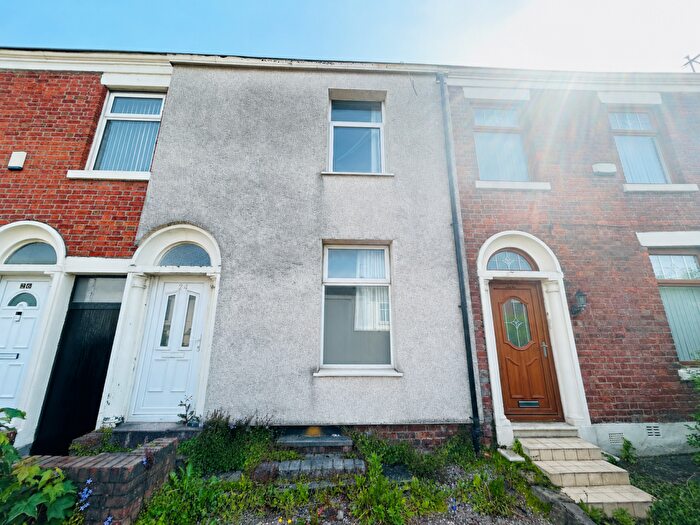 3 Bedroom Terraced House For Sale In Deepdale Road, Preston, PR1