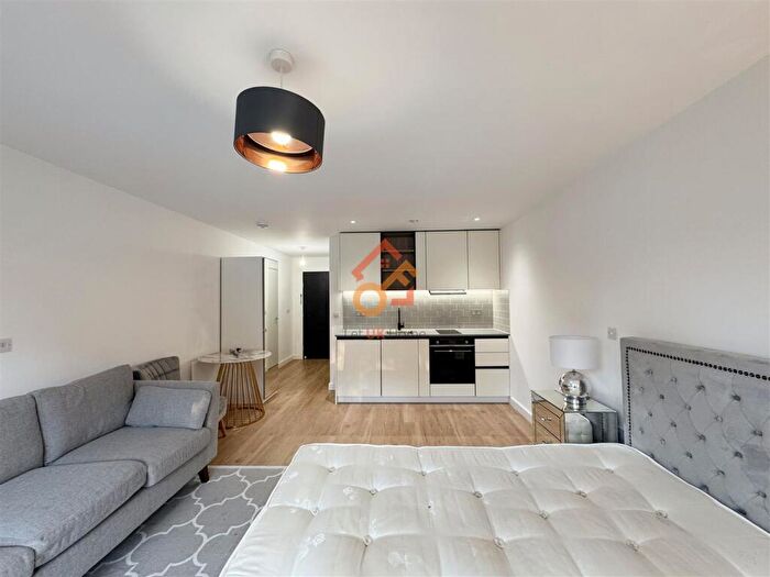 Studio To Rent In Fairbank House, Beaufort Square, London, NW9