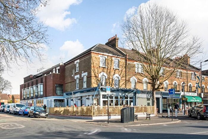 2 Bedroom Flat To Rent In Dulwich Village, London, SE21