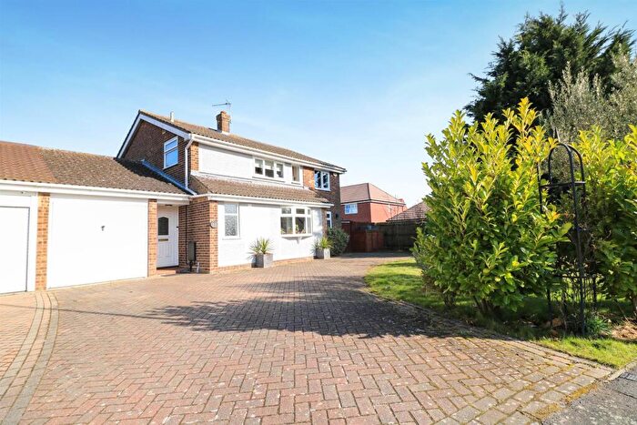 4 Bedroom Detached House For Sale In Gleneagles Way, Hatfield Peverel, Chelmsford, CM3