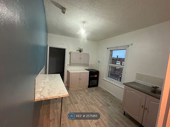 1 Bedroom Flat To Rent In High Street, Sheerness, ME12