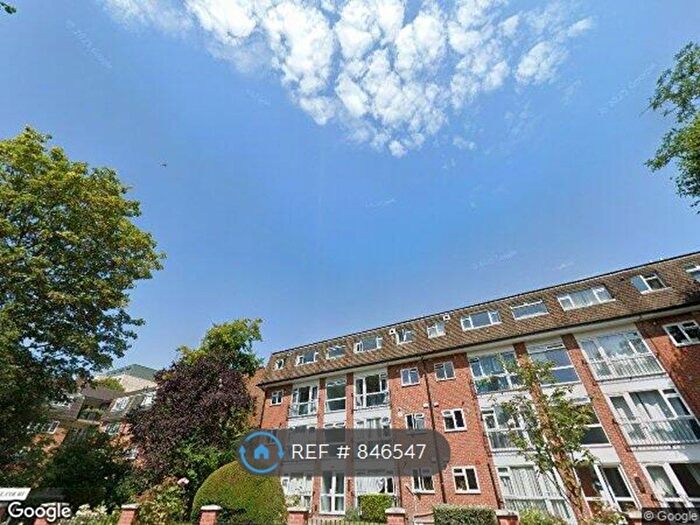 2 Bedroom Flat To Rent In Hazel Court, London, W5