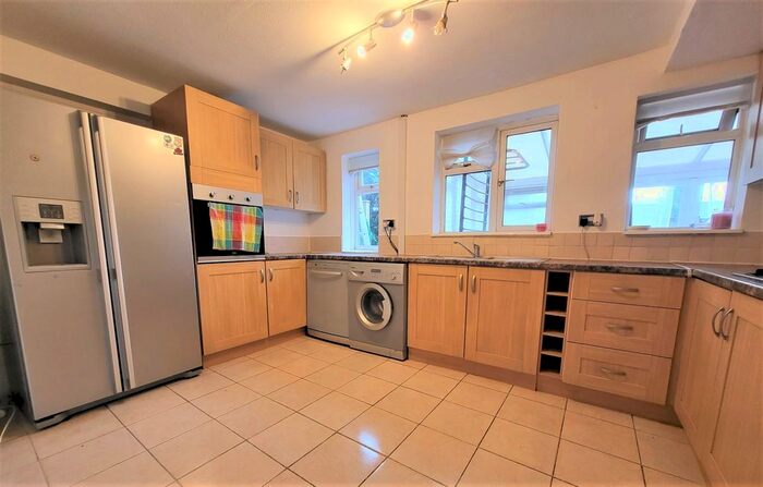 3 Bedroom Terraced House To Rent In Lovel End, Chalfont St Peter SL9