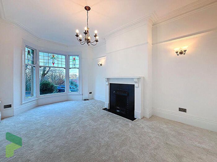 3 Bedroom Terraced House For Sale In Earnsdale Road, Sunnyhurst Area, Darwen, BB3