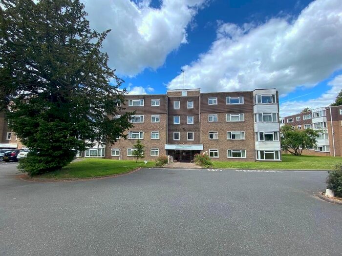 2 Bedroom Flat To Rent In Kingsmere, London Road, Brighton, BN1