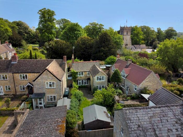 2 Bedroom Cottage For Sale In Castle Road, Wootton, Woodstock, OX20