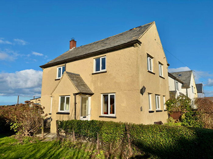 3 Bedroom End Of Terrace House For Sale In The Butts, Tintagel, PL34