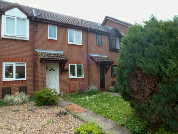 2 Bedroom Terraced House To Rent In Ypres Way, Abingdon, OX14