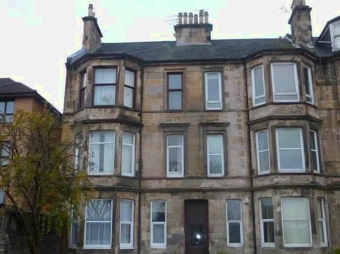 2 Bedroom Flat To Rent In Underwood Road, Paisley, PA3