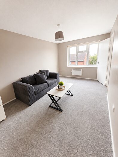 1 Bedroom Flat To Rent In Villa Road, Luton, LU2