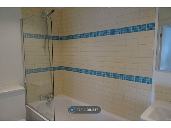 1 Bedroom Flat To Rent In Moyser Road, London, SW16
