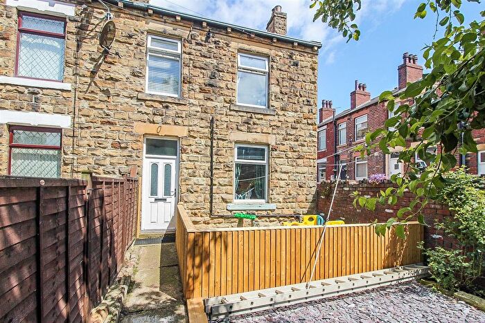 2 Bedroom End Of Terrace House For Sale In Fairfield Avenue, Dewsbury, WF12