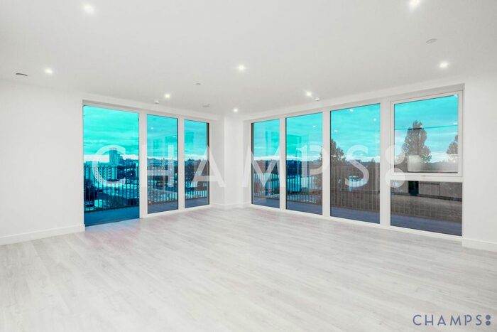 3 Bedroom Flat To Rent In Beresford Avenue, Wembley, HA0