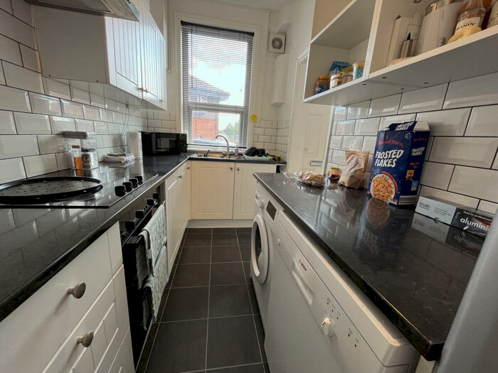 2 Bedroom Terraced House To Rent In Elm Street, Leeds, West Yorkshire, LS6