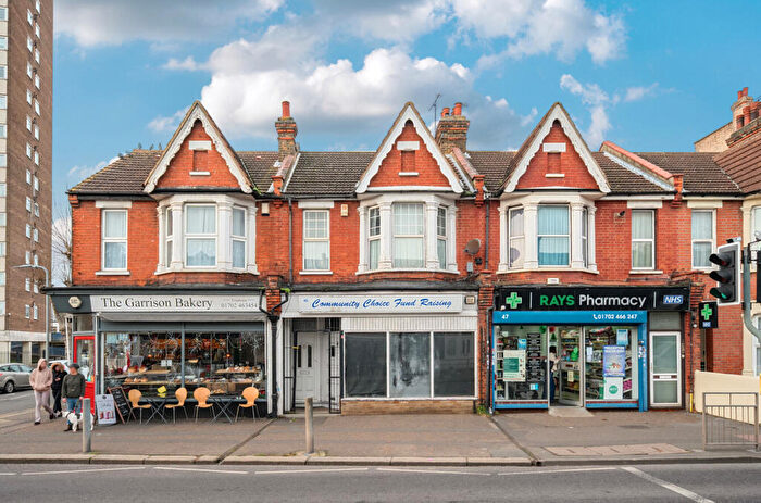 2 Bedroom Maisonette For Sale In Sutton Road, Southend-on-Sea, Essex, SS2