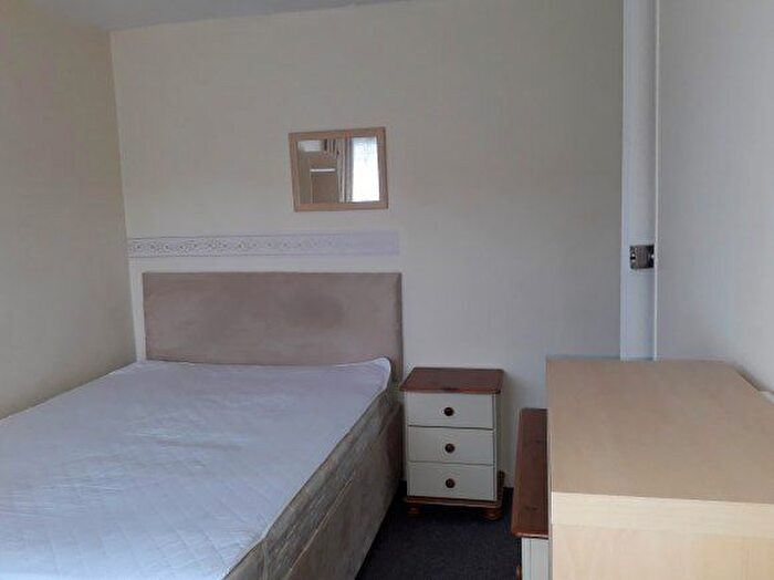 4 Bedroom Semi-Detached House To Rent In Long Meadow Way, Canterbury, Kent, CT2