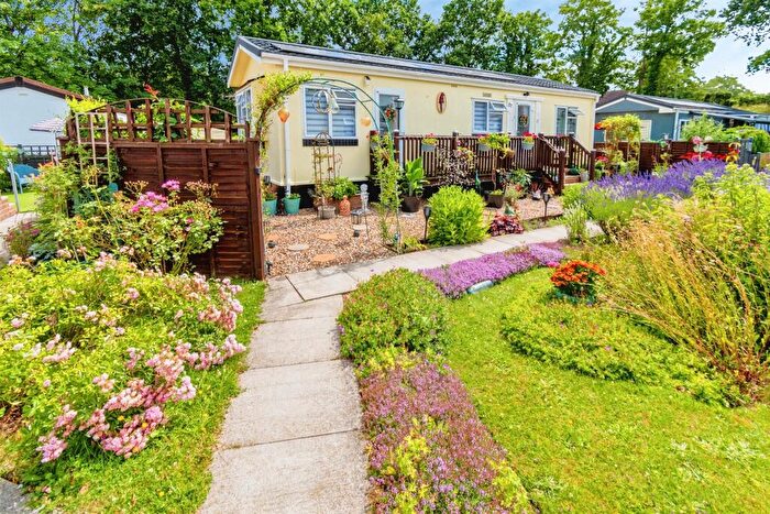 2 Bedroom Park Home For Sale In Avondale Park, Colden Common, Winchester, SO21