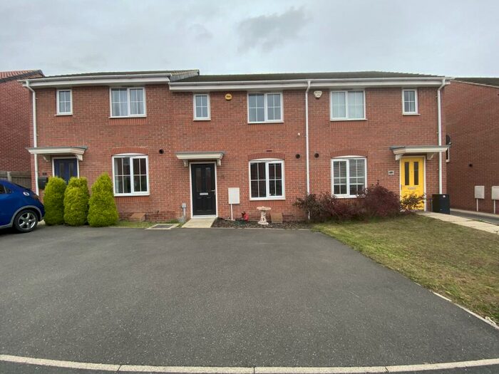 3 Bedroom Terraced House To Rent In First Oak Drive, Clipstone Village, NG21