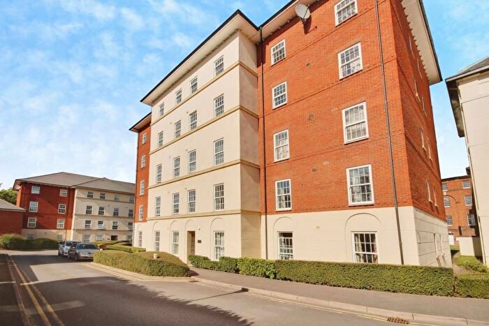2 Bedroom Flat For Sale In Harescombe Drive, Gloucester, GL1