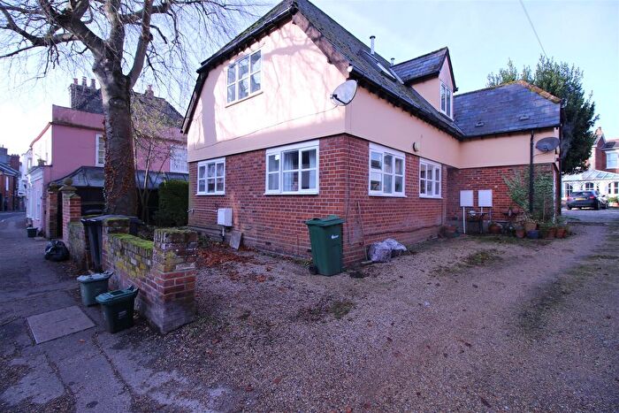 1 Bedroom Maisonette To Rent In Church Street, Coggeshall, Colchester, CO6