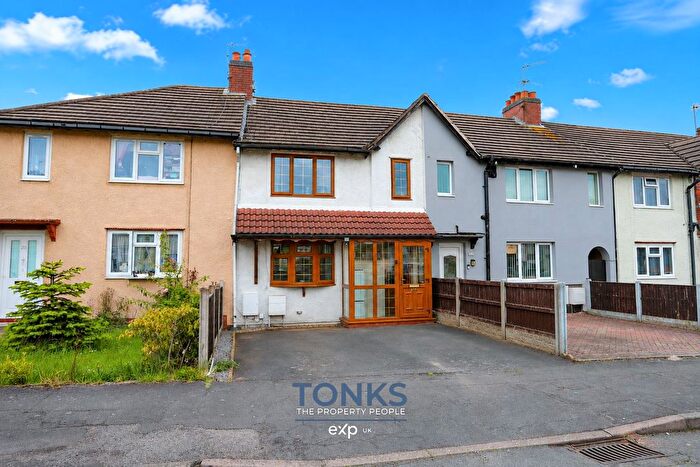 3 Bedroom Terraced House For Sale In Highfield Crescent, Halesowen, B63