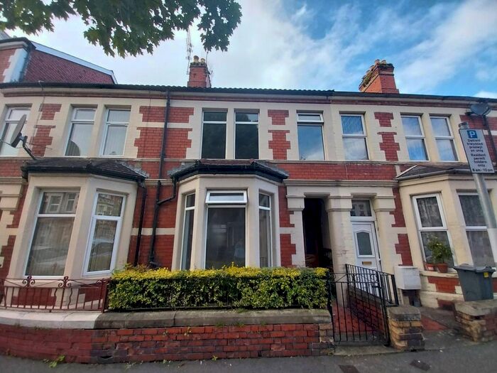 3 Bedroom Property To Rent In Cymmer Street, Cardiff, CF11