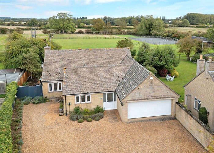 3 Bedroom Bungalow For Sale In Shenavall, Cotterstock, PE8