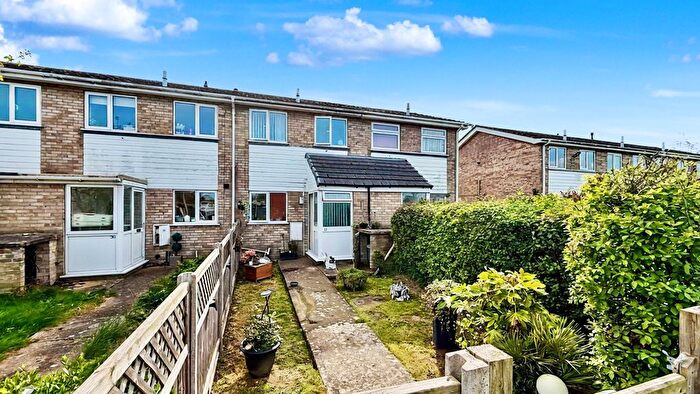 2 Bedroom Terraced House For Sale In Foyle Close, Lincoln, LN5