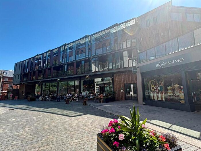 2 Bedroom Apartment To Rent In Bedford Street, Exeter, EX1