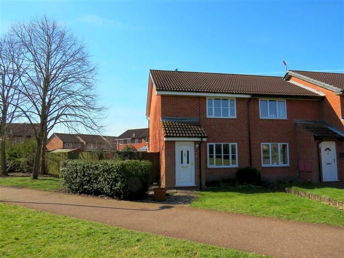 2 Bedroom End Of Terrace House To Rent In Waterlow Close, Newport Pagnell, MK16