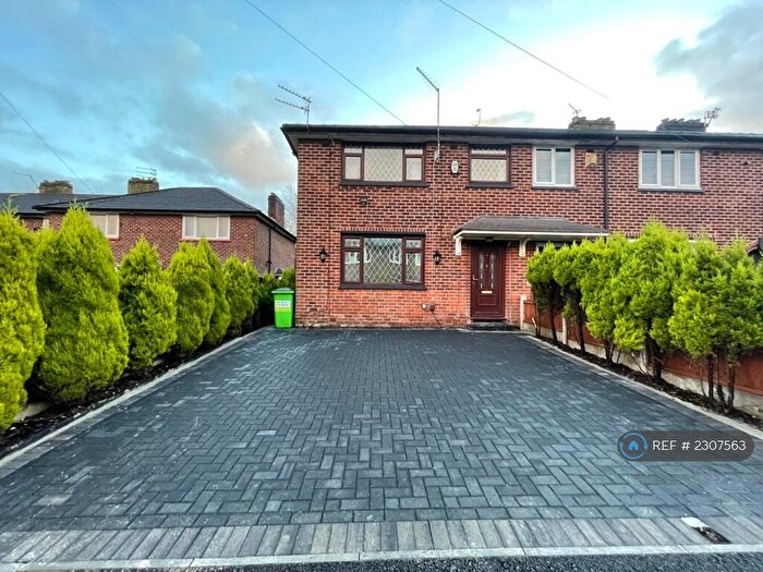 3 Bedroom Detached House To Rent In Stainton Avenue, Manchester, M18