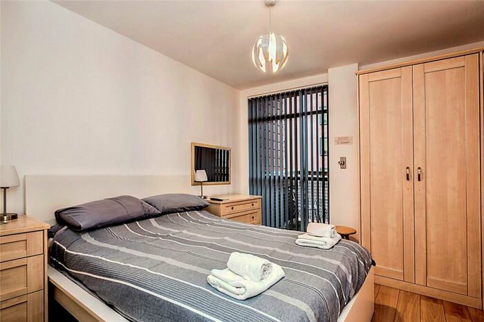 1 Bedroom Flat For Sale In Deansgate Quay, Deansgate, Manchester, Greater Manchester, M3