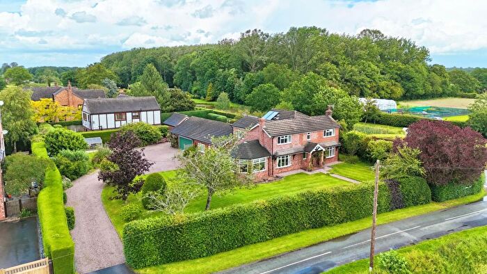 4 Bedroom Detached House For Sale In Stoneley Green, Burland, CW5