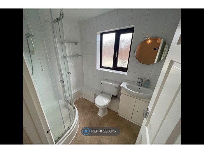 1 Bedroom Flat To Rent In Regents Court, Southminster, CM0