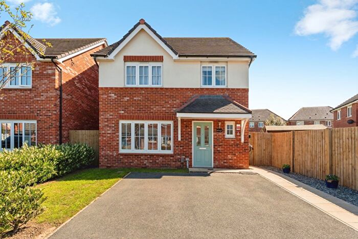 3 Bedroom Detached House For Sale In Grayling Avenue, Ellesmere Port, Cheshire, CH66