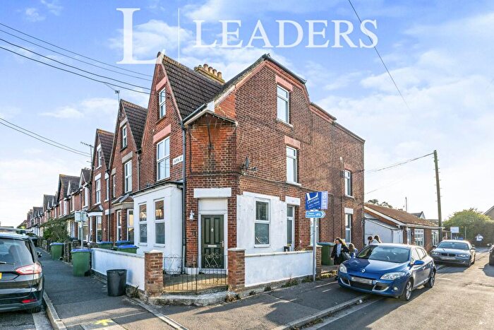 2 Bedroom Flat To Rent In Littlehampton Town Centre, BN17