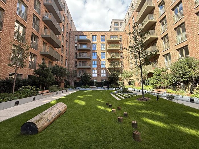 Apartment To Rent In Delamarre House, Ribbon Lane, Brent Cross, London, NW2