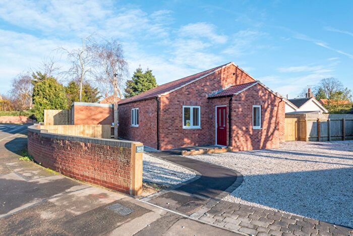 3 Bedroom Detached Bungalow For Sale In Redthorn Way, Claypole, Newark, NG23