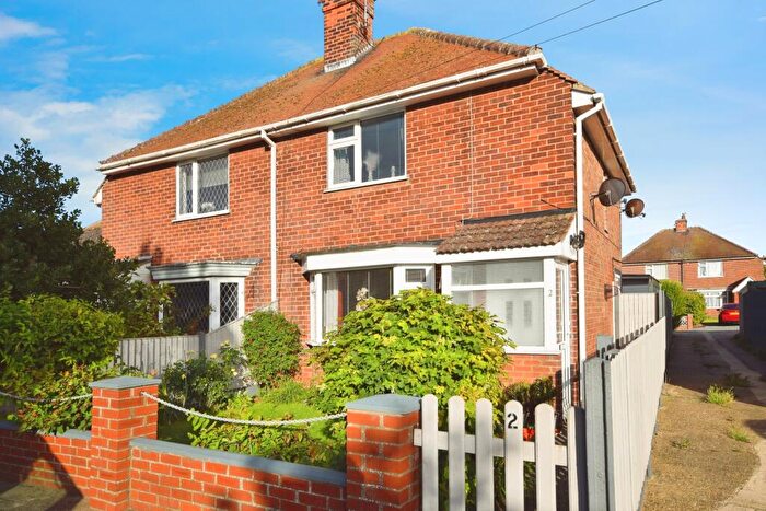 2 Bedroom Semi-Detached House For Sale In The Drive, Skegness, PE25