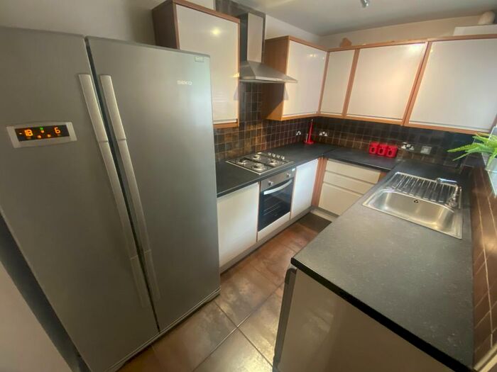 4 Bedroom Terraced House To Rent In Club Street, Sheffield, S11