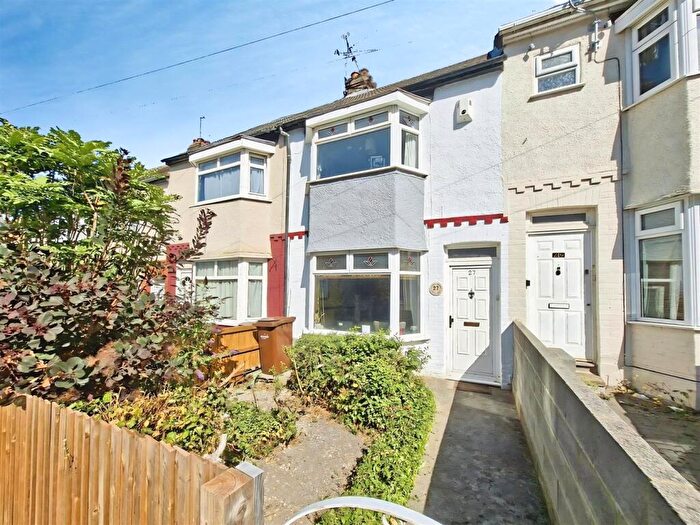 3 Bedroom Terraced House For Sale In Cottall Avenue, Chatham, ME4