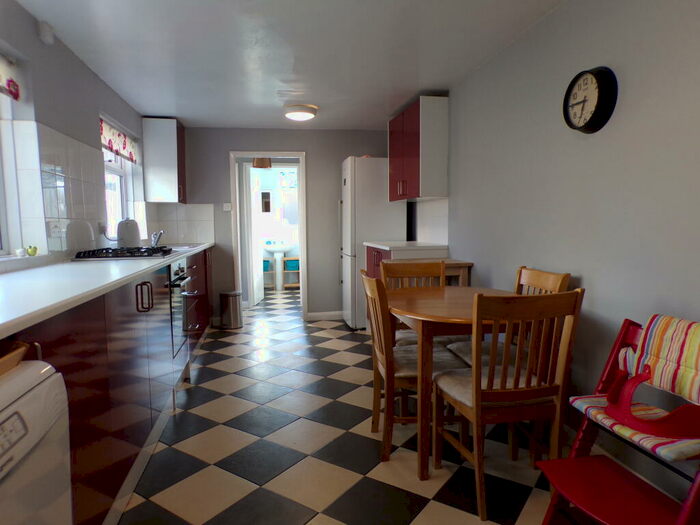 3 Bedroom House To Rent In Rochester Avenue, Rochester, ME1