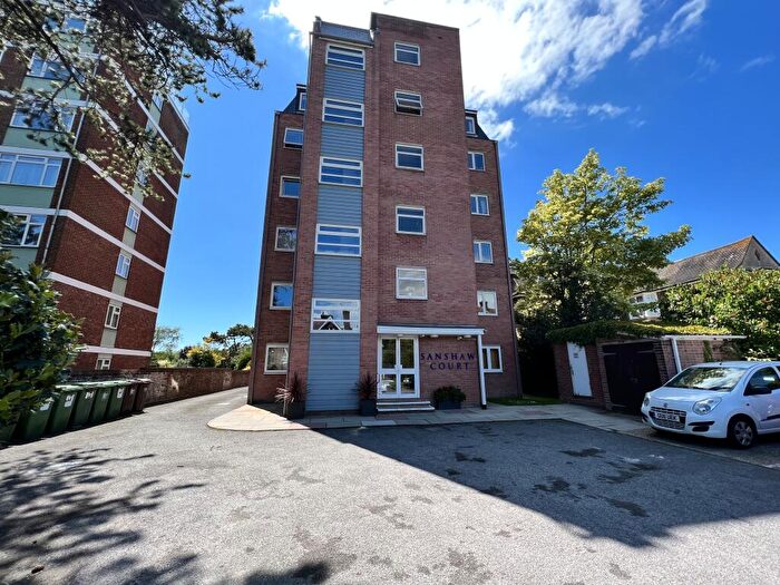 2 Bedroom Flat To Rent In The Goffs, BN21