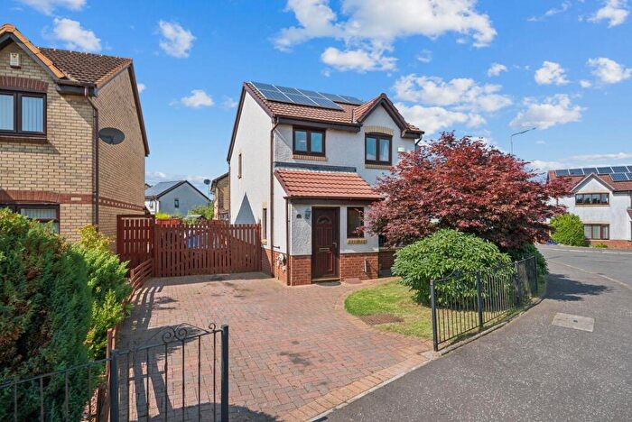3 Bedroom Detached House For Sale In Davies Drive, Alexandria, G83