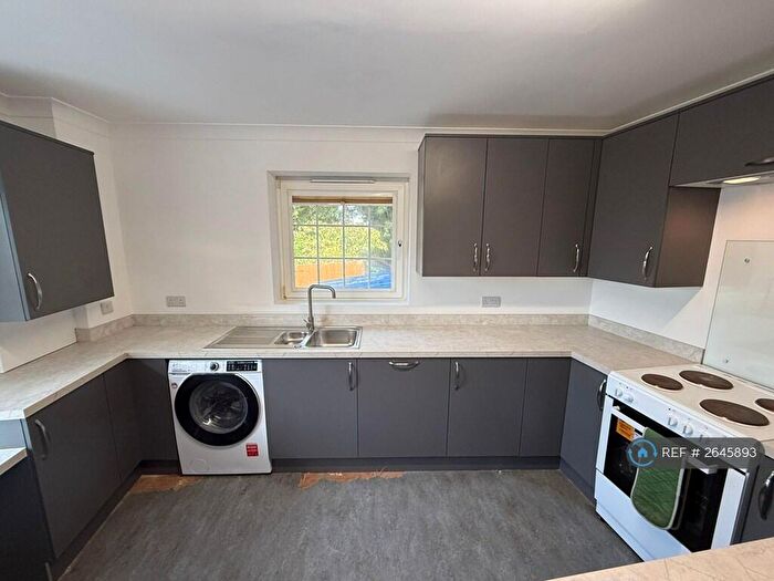 4 Bedroom Detached House To Rent In Pennsylvania Road, Exeter, EX4