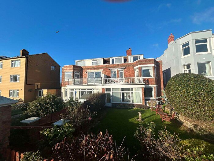 2 Bedroom Flat To Rent In Valerian, Bexhill On Sea, TN39