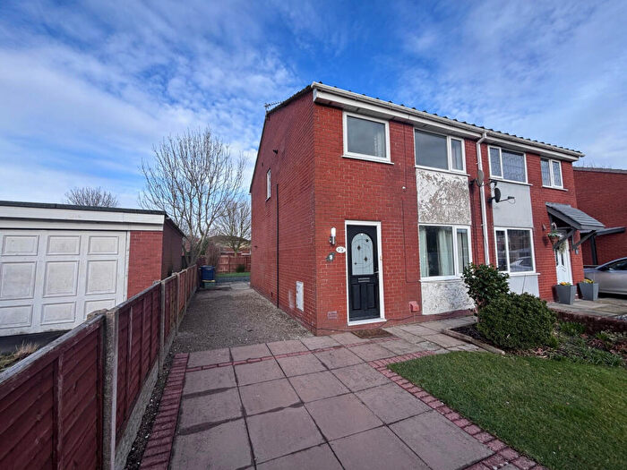 3 Bedroom Semi-Detached House To Rent In Meadowfield, Penwortham, PR1