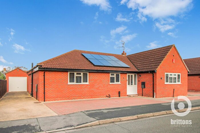 4 Bedroom Detached Bungalow For Sale In Stanley Drive, Sutton Bridge, Spalding, PE12
