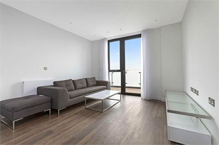 1 Bedroom Apartment To Rent In Hornbeam House, London, Quebec Way, SE16