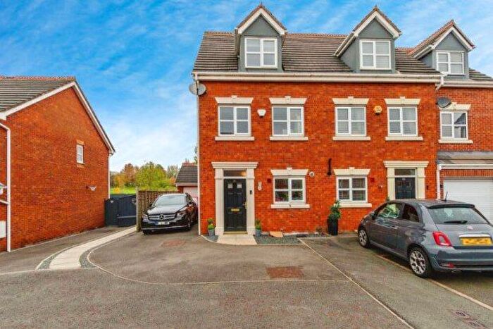 3 Bedroom Property To Rent In Goldby Drive, Wednesbury, WS10